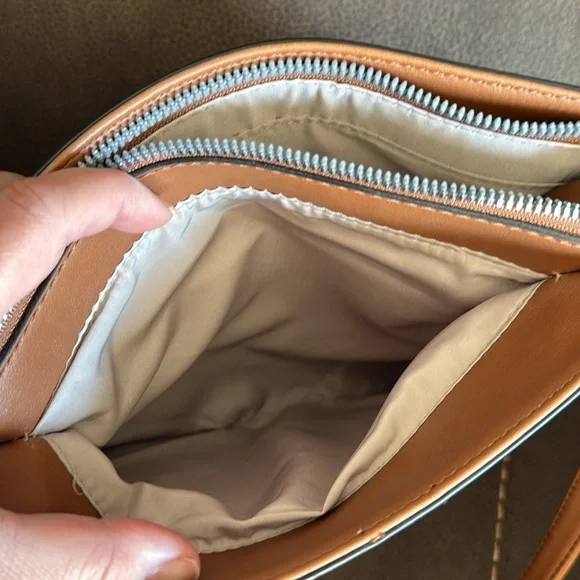 Nine West Crossbody - Picture 5 of 10